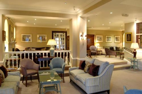 Confido inn and suites Hotel (Bangalore) - Deals, Photos & Reviews