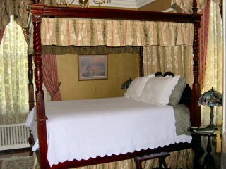 Photo 2 of South Court Inn Bed And Breakfast